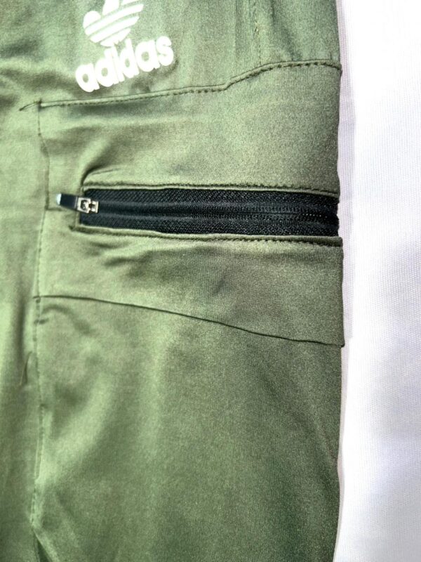  - Image 3