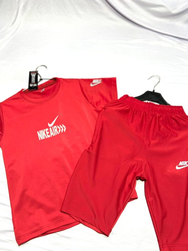kids tracksuit